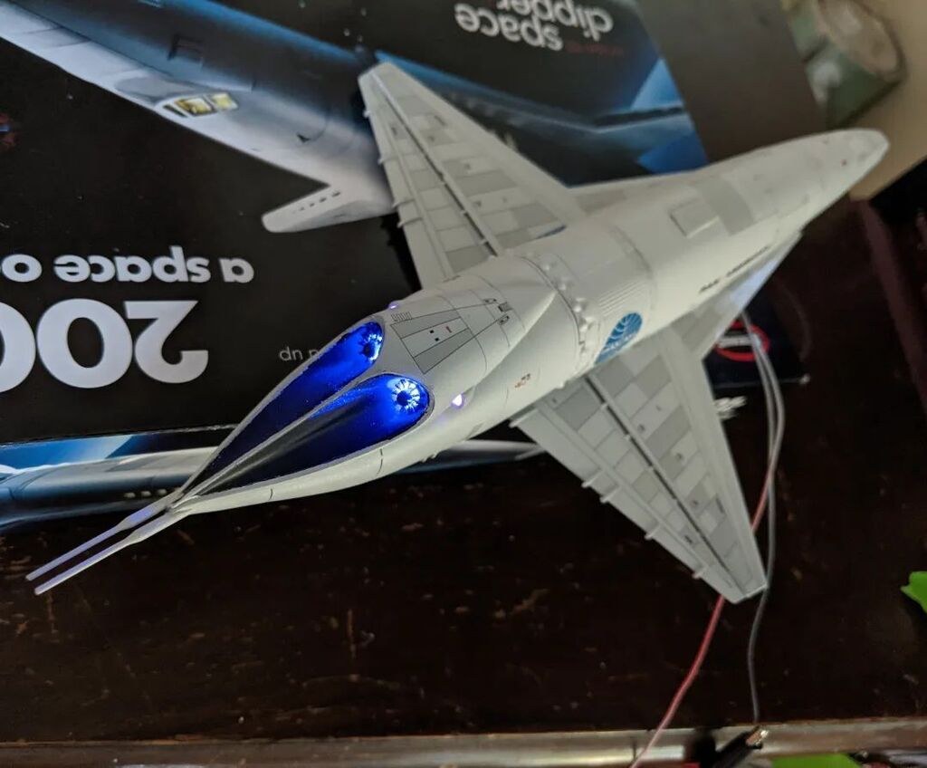 elgintime's tweet image. Well the engine effect turned out well. We'll just focus on that. It actually looks better in photos.

#mobiusModels #2001aspaceodyssey #spaceclipper #panam #stanleykubrick #scalemodels #plasticmodel #modelkit #scifi #panamerican instagr.am/p/CjZBaSQpUo3/