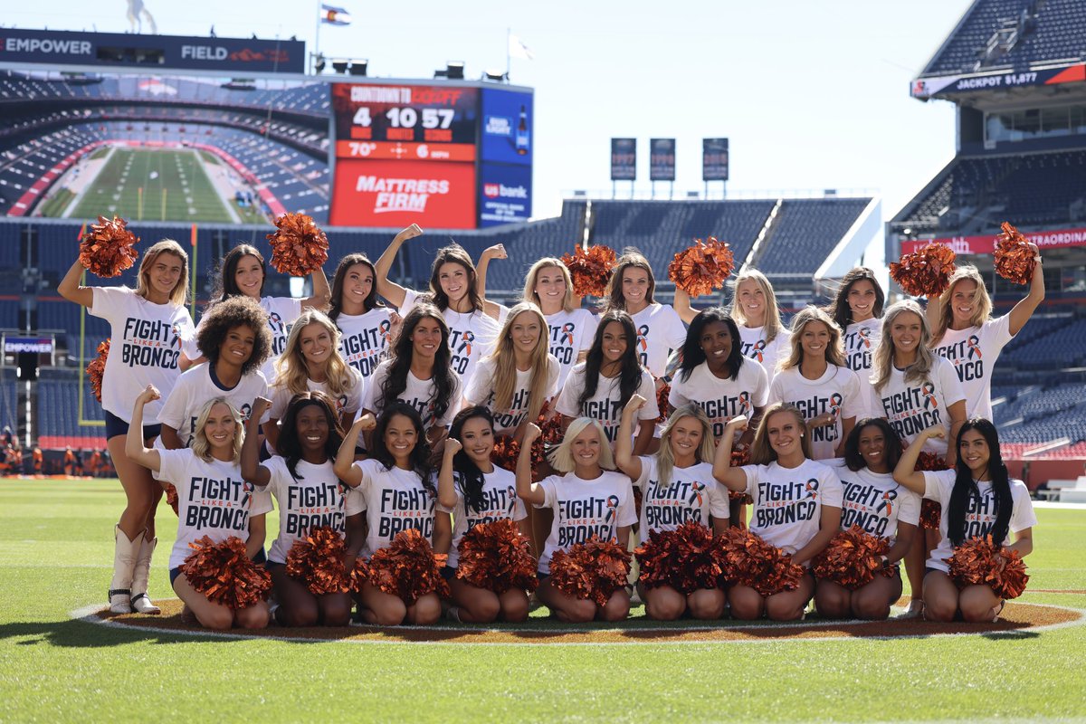 Tonight we are honoring all of those who have had to #FightLikeABronco…this one is for you 🧡

#DBC2022 | #INDvsDEN