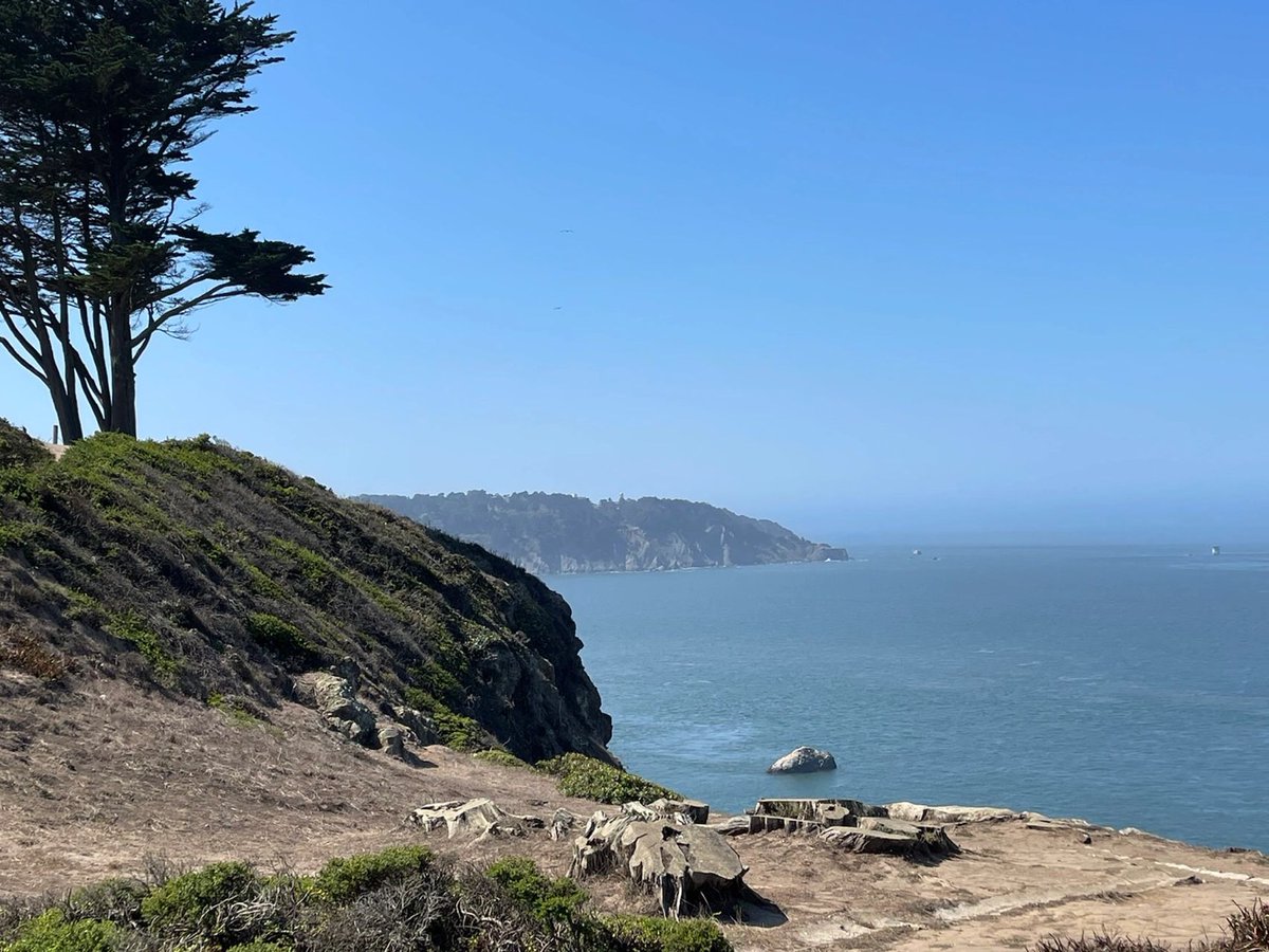 Mia0912S's tweet photo. The Presidio of San Francisco Park to lands end lookout in San Francisco, with its rugged coastline, magnificent sea views, beautiful beaches and free-flying pelicans
#SanFrancisco
#SuperMarioBrosMovie https://t.co/tYBAVCGZI4