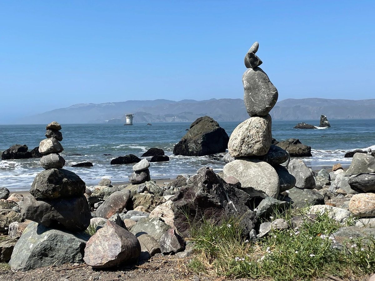 Mia0912S's tweet photo. The Presidio of San Francisco Park to lands end lookout in San Francisco, with its rugged coastline, magnificent sea views, beautiful beaches and free-flying pelicans
#SanFrancisco
#SuperMarioBrosMovie https://t.co/tYBAVCGZI4