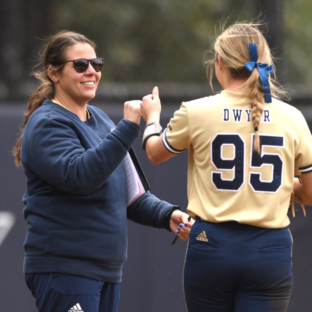 GW_Softball's tweet photo. 𝙃𝙖𝙥𝙥𝙮 𝙉𝙖𝙩𝙞𝙤𝙣𝙖𝙡 𝘾𝙤𝙖𝙘𝙝𝙚𝙨 𝘿𝙖𝙮!! 
Celebrating these four incredible people and everything they do for our student-athletes. 💙💛
#NationalCoachesDay | #RaiseHigh https://t.co/DhZVCeGSEY