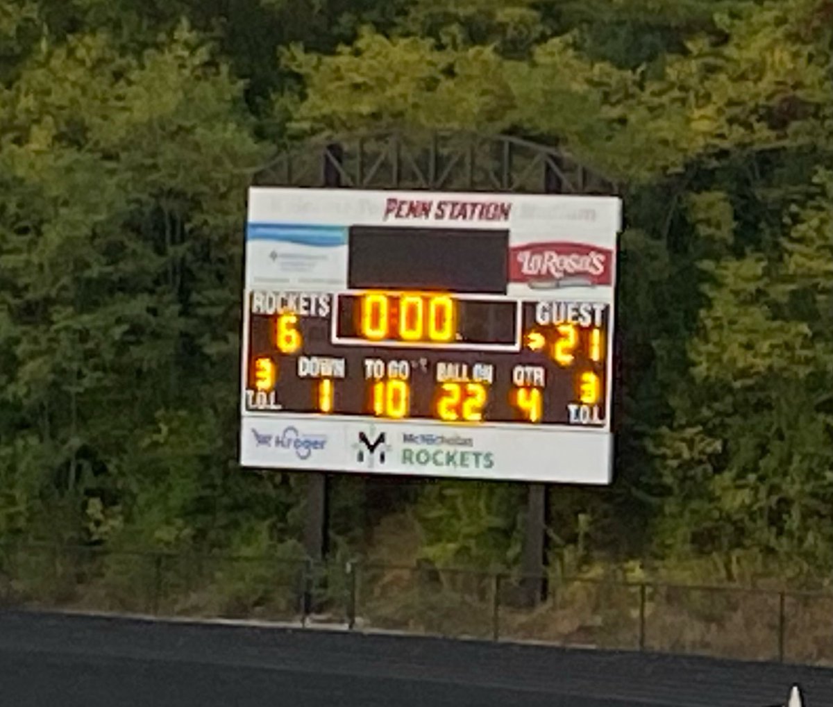 Harrison Football tweet media