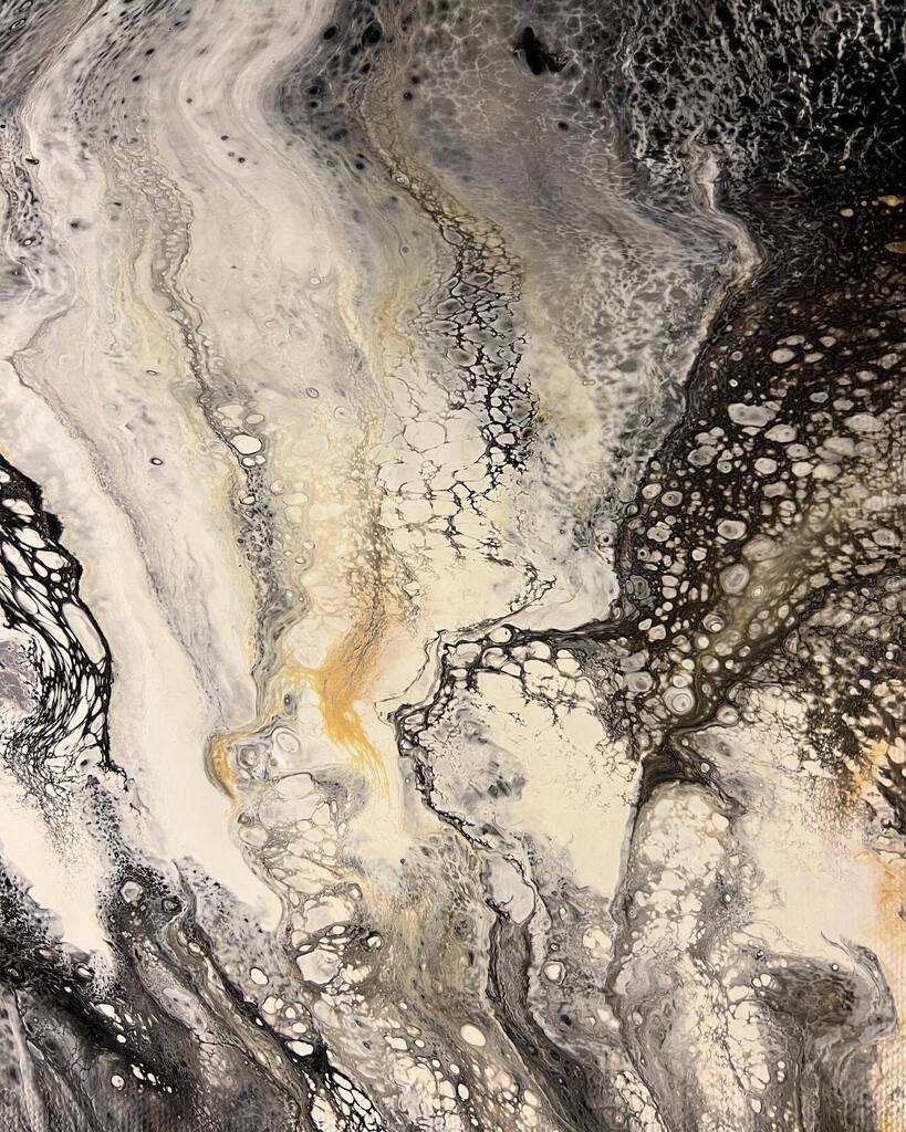 SceneOneArt's tweet photo. Keep on keeping on. An artist has an art practice and this is another step in mine. #sceneoneart #monochromatic #abstract #surfacedesign #funwithacrylics #fluidart #goldtoo https://t.co/dXM4tbMvD0