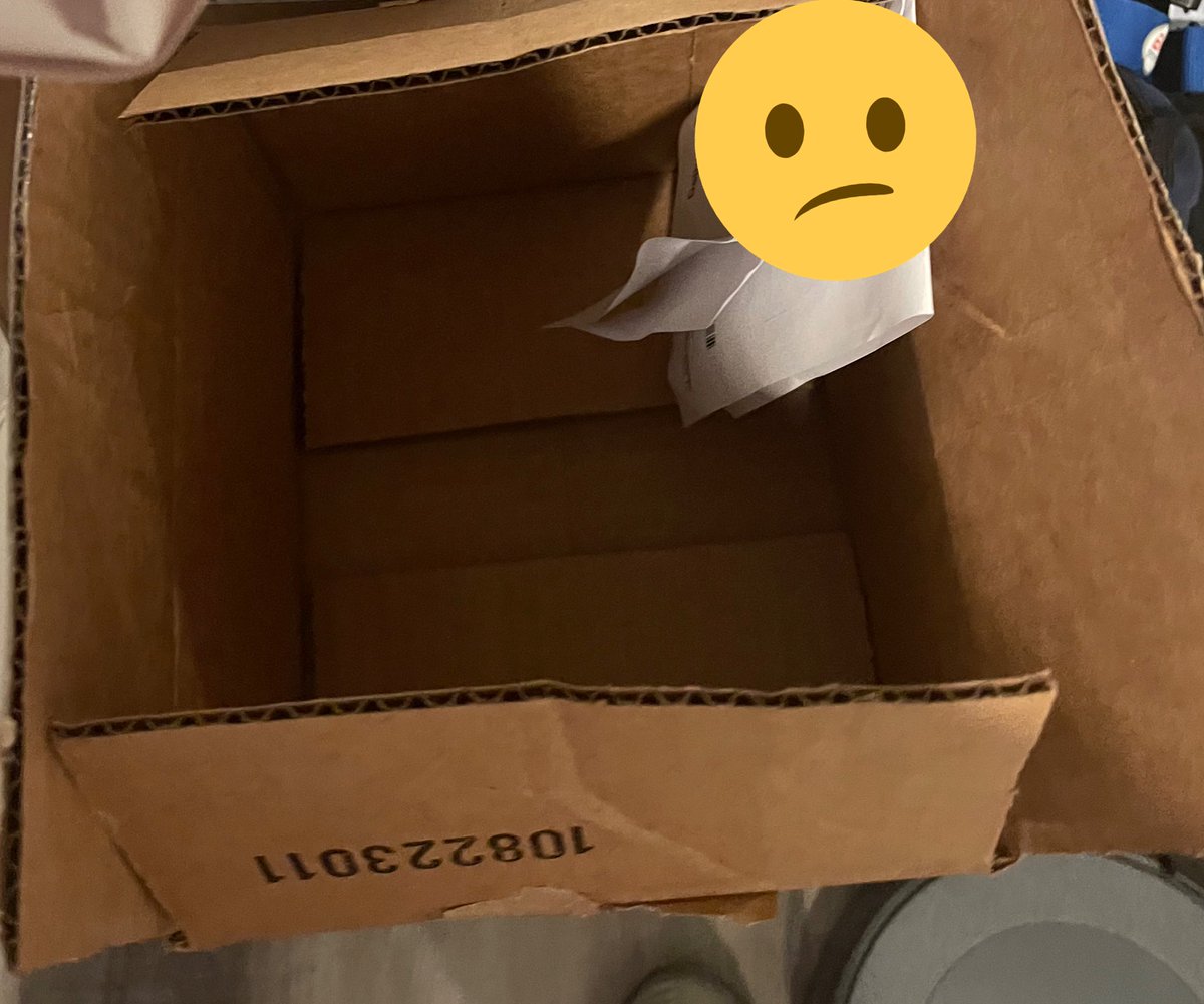 Well… it was a matter of time. After seeing all the scary stories regarding items being stolen from peoples orders, it finally happened to me today… There went my Frank Lampard /10 from 30 Seasons. Super annoying 

<a href="/Topps_UK/">Topps UK</a> <a href="/FedEx/">FedEx</a>
