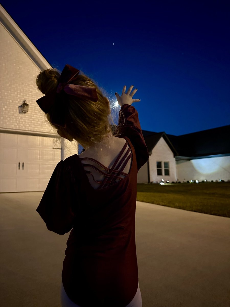 willCmyhan's tweet photo. Thanks to @BradTravisWAFF for the heads up on seeing the Space Station tonight. https://t.co/Y5NxabbVWz