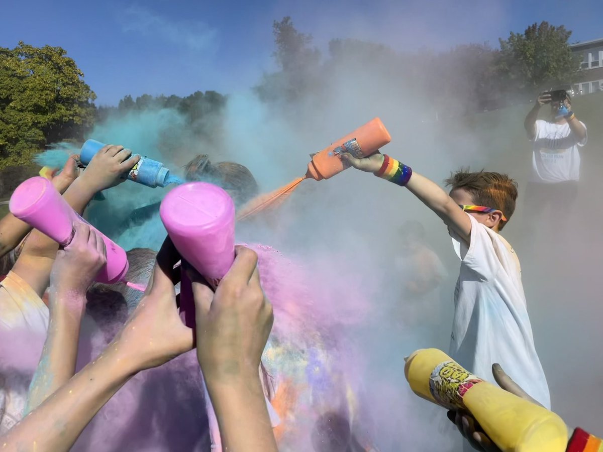 MercymountCDS's tweet image. We ended this beautiful day with a splash of color! Thanks to all who made this day possible!  Color Run, 2022!