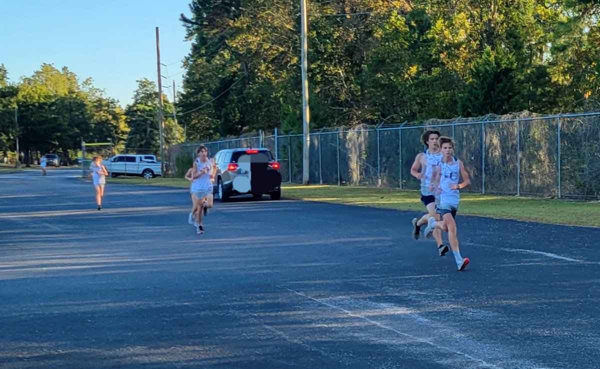GTownTrack843's tweet photo. There's just something about this team. 💙 https://t.co/K5ghJfjwSZ