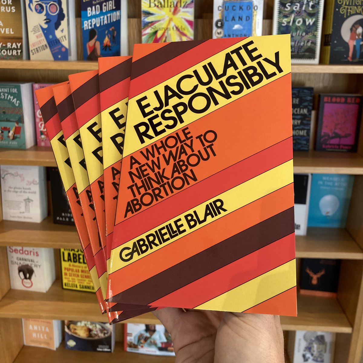MagicCityBooks's tweet photo. For that special someone.
#readresponsibly @designmom https://t.co/uy3XtiXQ1r