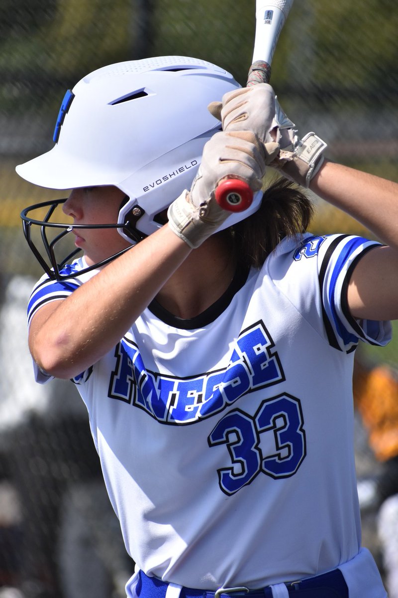Finesse16uSmart's tweet photo. Finesse 16u Smart would like to send a very special shout out to our very own @BrennaCrittend1. Please help us send her all the love and support on her 16th birthday. Happy birthday kid!!! https://t.co/8S171I7mlE