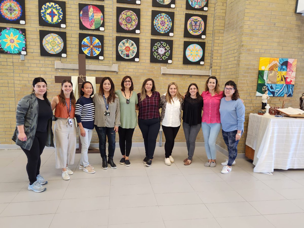 nella_lopreiato's tweet image. Our Kindergarten Team would like to thank all SPB families that came out and joined us for a wonderful and successful Curriculum Night! It was so nice to see everyone in person!#newschoolyear #educators #supportlearning @stpaschal_tcdsb @BottosMichelle @GrassaCharlie @tdece1
