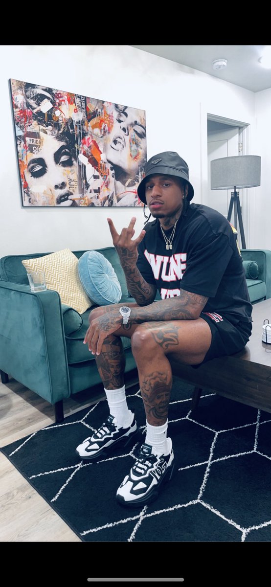 Youngindnic's tweet photo. I never did it for no fame but acknowledge I’m lit! https://t.co/a3U0iSyxw7
