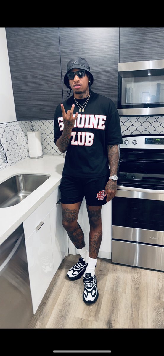 Youngindnic's tweet photo. I never did it for no fame but acknowledge I’m lit! https://t.co/a3U0iSyxw7
