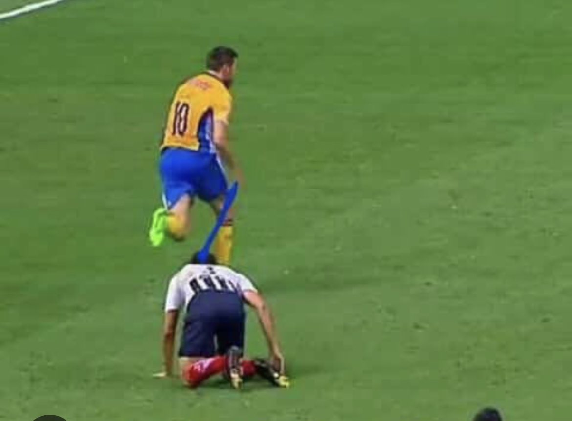 PiluchoSF's tweet photo. @TigresOficial @pacovenegas_ @FlorianThauvin https://t.co/BQKVJmpPDQ