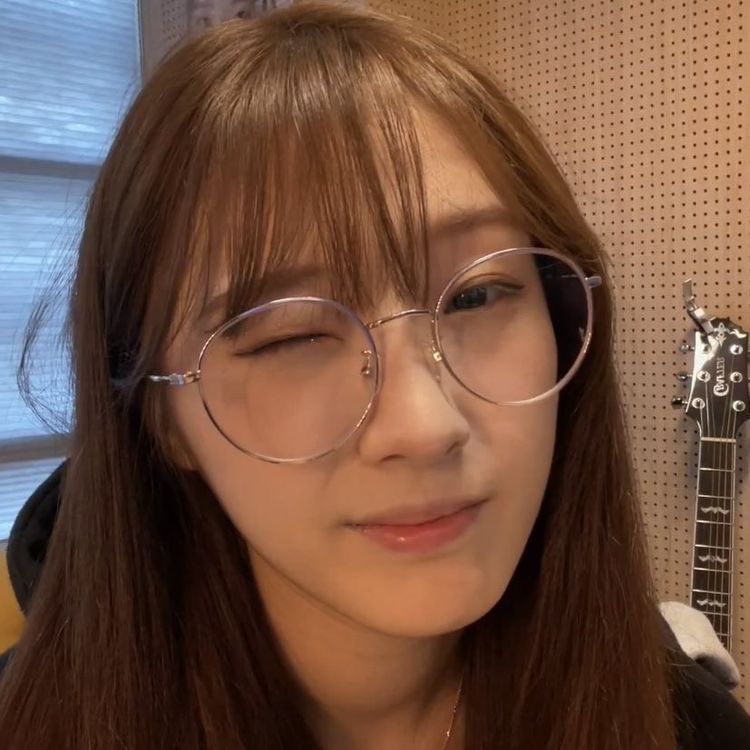wonseul_thinker's tweet photo. 😉 https://t.co/9znACyDWDW