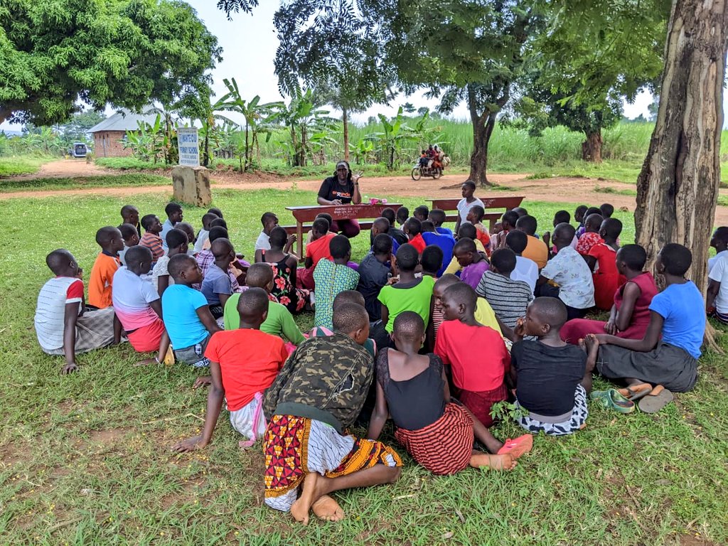 A REASON TO THANK the PARENTS of #EngenderGirlsUg Programme for your individual donations towards the vulnerable girls in Mayuge & Iganga Districts. Because of you, over 600 girls aged 11-18 were impacted through our menstrual hygiene management programme. @KigoziMaggie