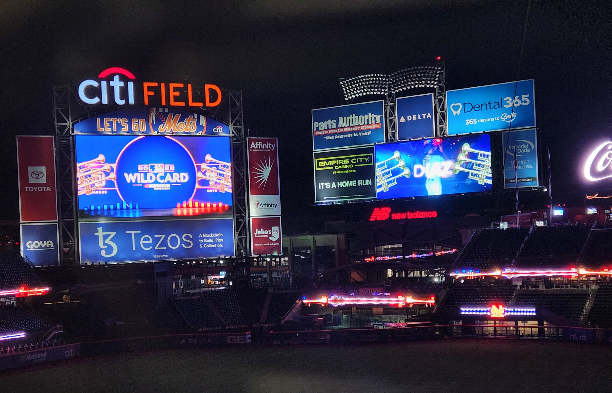 Anthony Dicomo On Twitter The Mets Are Testing Out Some Scoreboard Things Tonight In Advance 