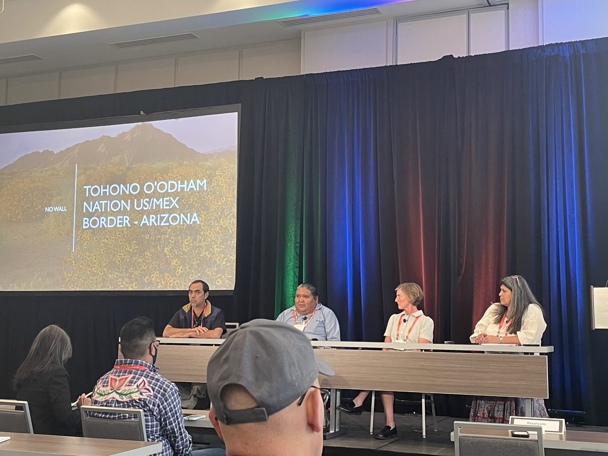 DaleLRGV's tweet photo. @SalazarNAmerica's 2022 symposium is in full swing and this year's topic is borderlands conservation-amazing speakers on Day 1 🇺🇸🇲🇽@DepSecBeaudreau @PronaturaNoroes #biodiversity https://t.co/oO7X7z6Mua
