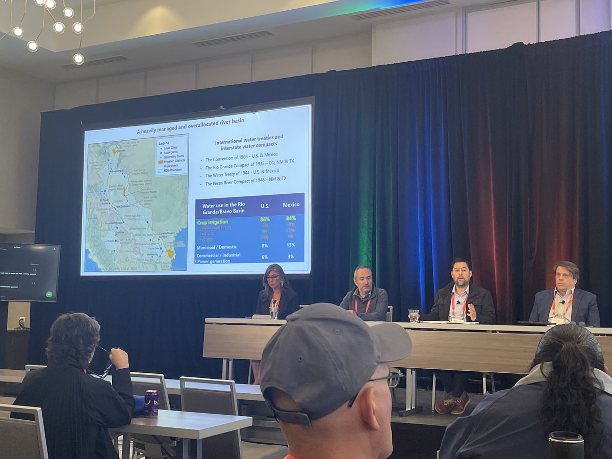 DaleLRGV's tweet photo. @SalazarNAmerica's 2022 symposium is in full swing and this year's topic is borderlands conservation-amazing speakers on Day 1 🇺🇸🇲🇽@DepSecBeaudreau @PronaturaNoroes #biodiversity https://t.co/oO7X7z6Mua