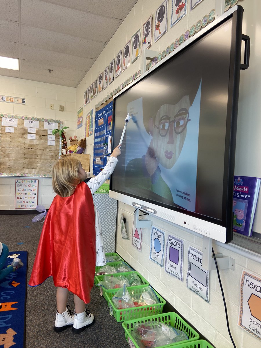 MrsAdent's tweet photo. Today we got our pointer power! We are SUPER READERS! #GPmagic https://t.co/sM3N9bFXww