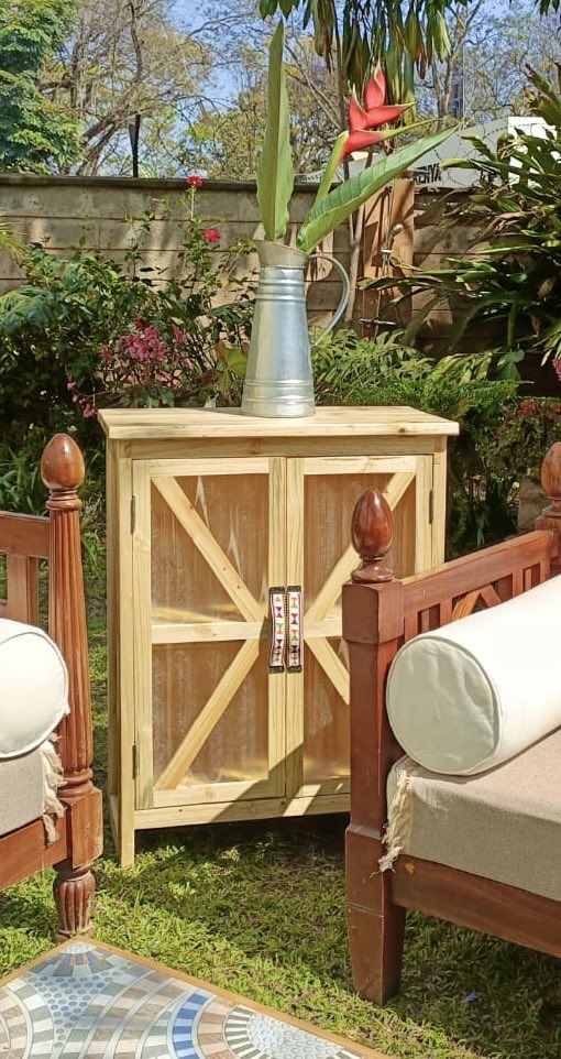 CCiiru's tweet photo. Itβs the weekend, the sun is back βοΈ.
Perfect weather to enjoy the outdoors with friends , family or just yourself.
New products loading at #FunHomes .
#weekendvibes #sunshine #friends #family https://t.co/b1TtdGGS7q