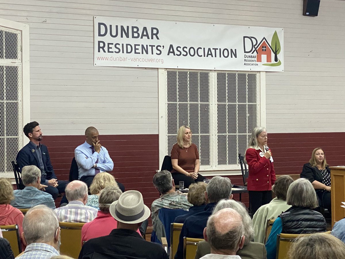 Who is working hard for your vote? There were two debates tonight but <a href="/CllrHardwick/">Colleen Hardwick</a> &amp; Fred Harding <a href="/NPAVancouver/">NPA Vancouver</a> made it to Dunbar Residents Assoc. Mayor @kennedystewart and <a href="/KenSimCity/">Mayor Ken Sim</a> failed to make yet another opportunity to hear from residents. Vote TEAM! <a href="/vote4team/">TEAM for a Livable Vancouver</a> #vanpoli