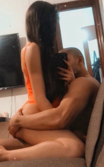 🔥|Your favorite amateur couple!😈|Regular uploads of our most naughty side👄|Blowjobs👣|Footjob💦|Creampie📷|Fuck<a href="/tag/couple"class="tags"><span>#couple</span></a><a href="/tag/sellingcontent"class="tags"><span>#sellingcontent</span></a><a href="/tag/nsfwtw"class="tags"><span>#nsfwtw</span></a>