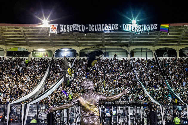 engelfpss's tweet photo. MÚSICAS DA TORCIDA DO VASCO; A THREAD: https://t.co/kzPbQKsrVe