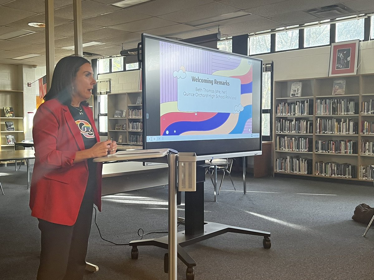 QOHSAP_EB's tweet photo. An amazing kickoff event for the first in-person MCPS Pride ALLiance meeting! ๐ณ๏ธโ๐๐ณ๏ธโโง๏ธ QO was proud to host this opportunity to share glows and grows for LGBTQ+ students and staff #allmeansall #equityandinclusion #representationmatters @QOHSPrin_Thomas @mcpsequityteam @mcps_lgbtq https://t.co/LPKdVhN82V