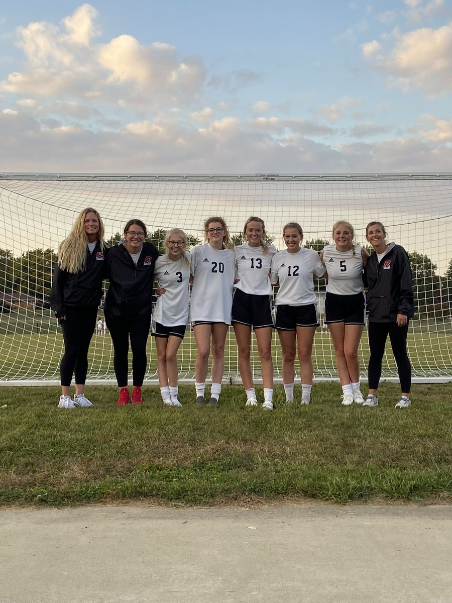 RCHSCoachK's tweet photo. We ❤️ our seniors https://t.co/e8fTQXrilH