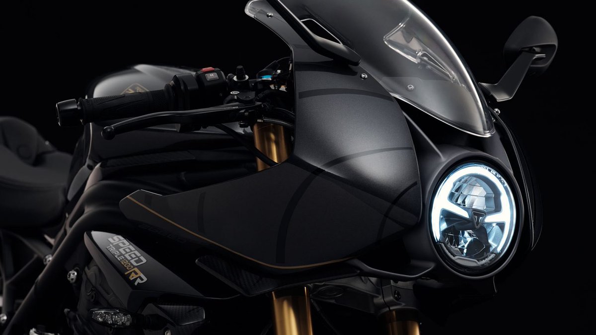 Triumph_KOBE's tweet photo. ***007***
***BOND EDITION***
https://t.co/DddspQOFhH
詳しくは店頭スタッフにお問合せください✨
トライアンフ神戸
📞078-412-7007
#bondedition #speedtriple1200rr
#triumph #トライアンフ神戸 https://t.co/5u40B0eJNK
