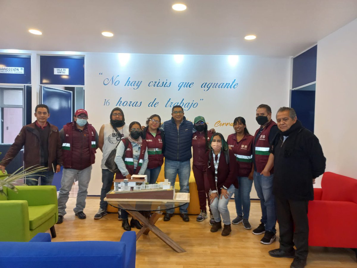 ITIztapalapa3's tweet photo. #Actividades | El día de recibimos la visita de personal docente y promotores educativos del Programa,  Puntos de Innovación, Libertad, Arte, Educación y Saberes  (#PILARES) “Tierra y Libertad”,  San Miguel Teotongo comenzando con colaboraciones e intercambio educativo. https://t.co/fpvic4gGNt