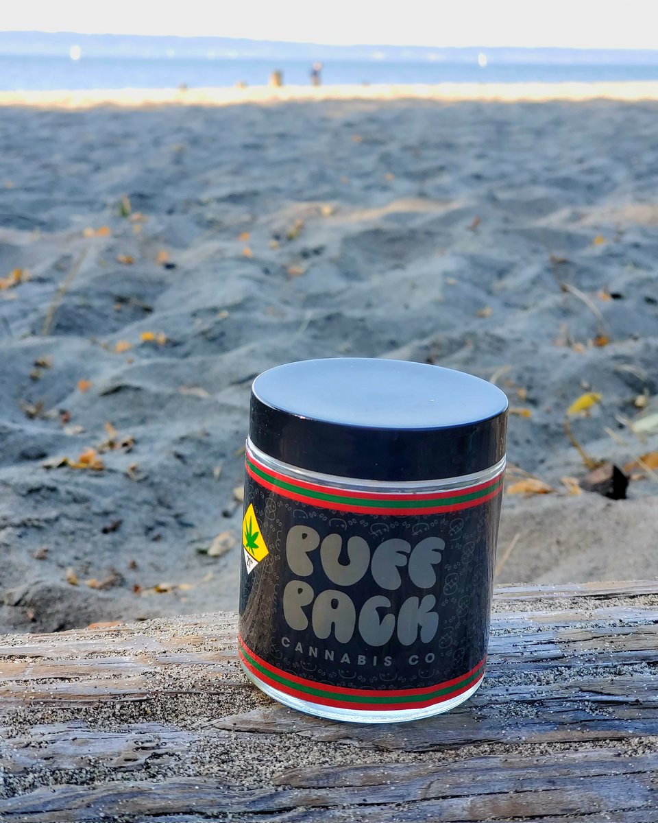 SSection420's tweet photo. Puff pack cannabis company premium flower π₯π₯π¨π¨βοΈβοΈ #puffpuffpass #smokesesh #smokinsection #pnw #stonersinseattle #lightup #gotsmoke #cannabisculture #i502 https://t.co/GNCMneoGlq