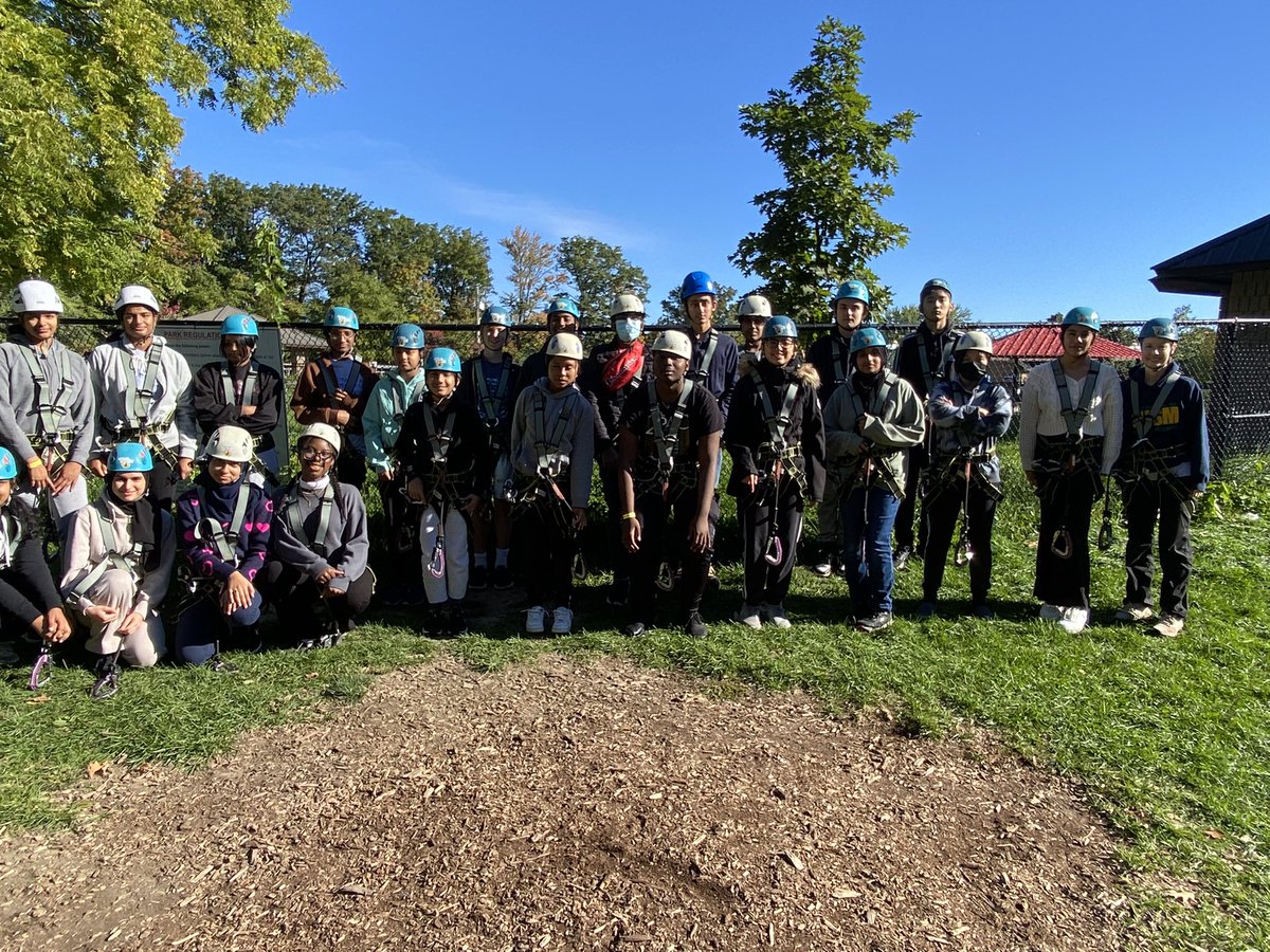 MSS_H_W's tweet photo. Team building via Treetop Trekking at Heartlake Conservation @MississaugaSS @pradeep_rajah https://t.co/pOusiDPB0T
