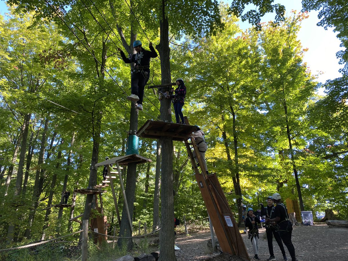 MSS_H_W's tweet photo. Team building via Treetop Trekking at Heartlake Conservation @MississaugaSS @pradeep_rajah https://t.co/pOusiDPB0T
