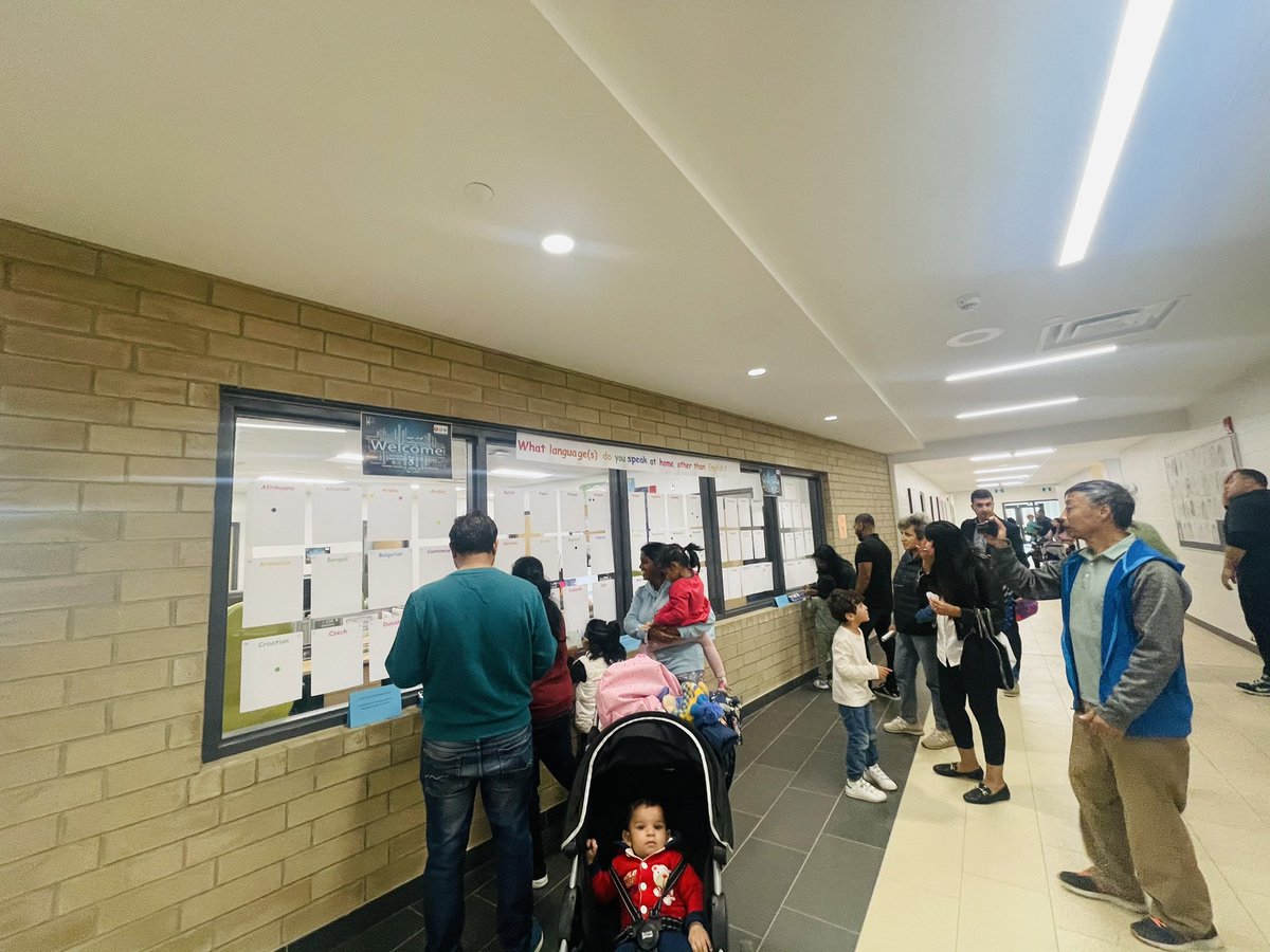 Ruby1Sidhu's tweet photo. @ddwhdsb “What Language do you speak at home other than English?” DDW First annual Open House! https://t.co/30miKKdp83