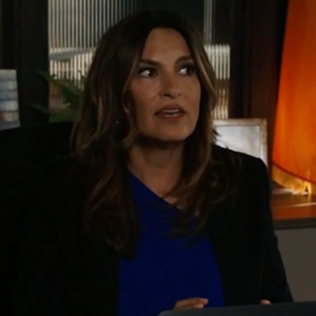 queeniejolie's tweet photo. Sorry mommy sorry #svu https://t.co/TpDW8rTkIa