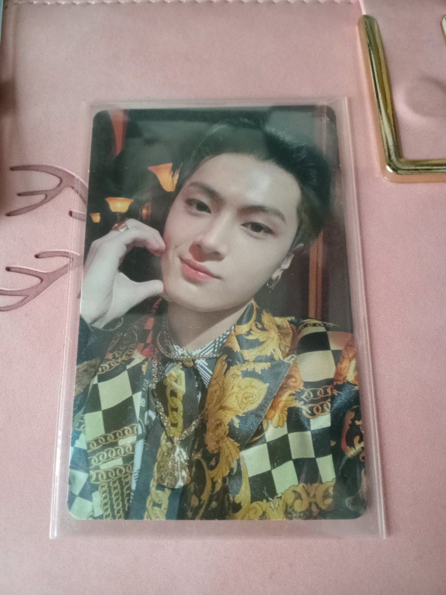 sunsellk_art's tweet photo. Wts lfb
Enhypen Jay half heart / senkou soljack versace pc 350
•mint condi (can give lp)
•NO PACKING FEE
mop: gcash can do 2days reserv
mod: flash express https://t.co/Tt4PPypQEv