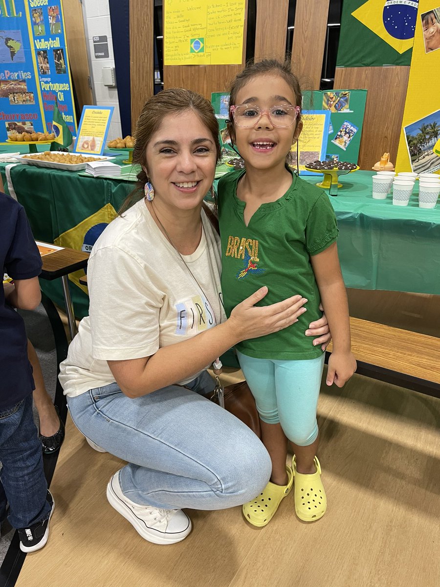 Having a blast at our multicultural night 🥳 #bengalpride <a href="/BryantElem/">Bryant Elementary</a>