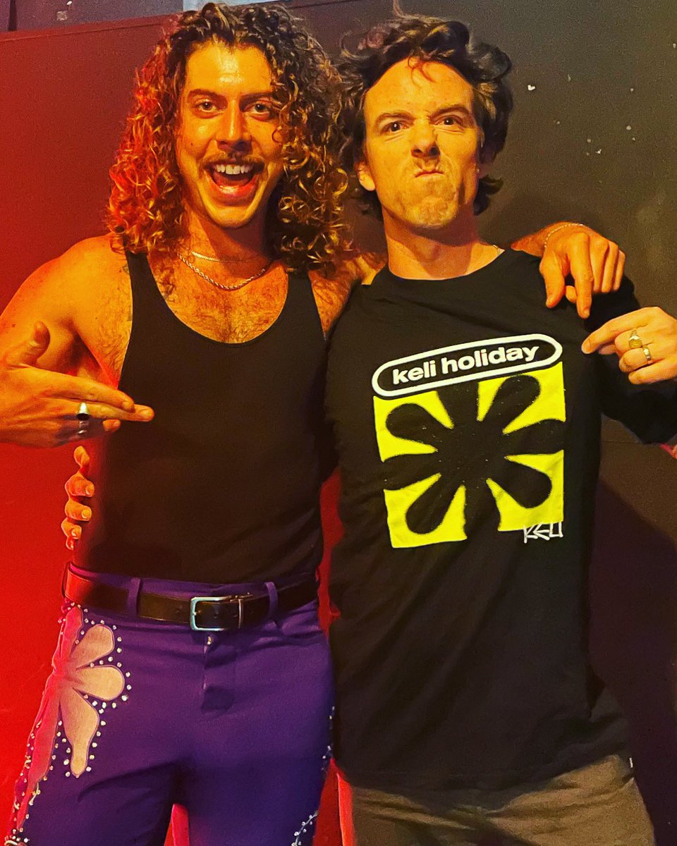 I broke my own rule. Never wear the band t-shirt to the band, but I made an exception for <a href="/keliholiday/">keli holiday</a> / As one half of <a href="/pekingduk/">Peking Duk</a> we talk spreading his buff wings for his debut solo album ‘Keli’… click the link &amp; catch Adam’s good vibes! 

podfollow.com/introducing