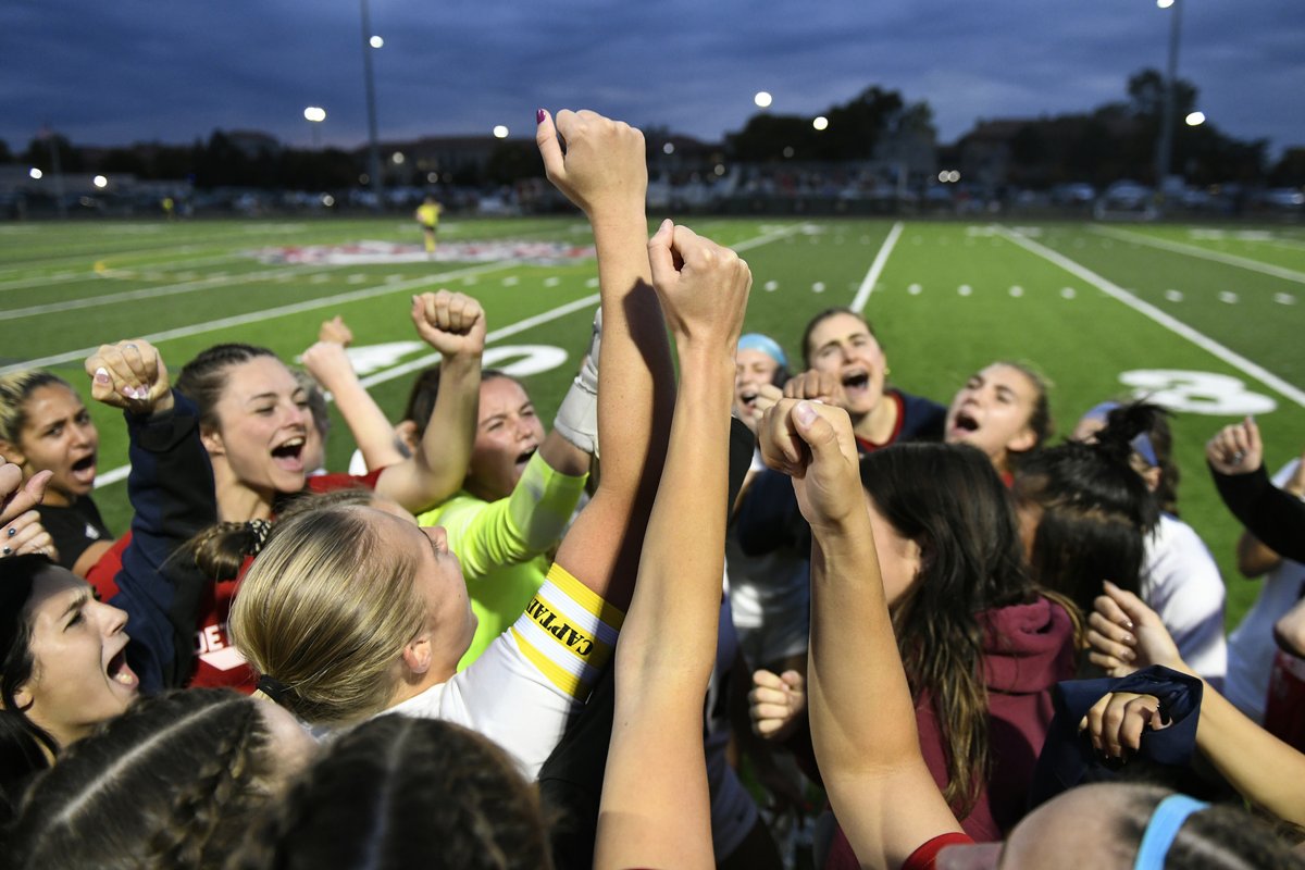 detroittitans's tweet photo. New No. 1 in the #HLWSOC standings. Whattup @DetroitWSOC!!!! 👏 https://t.co/T7nJnx5vvL