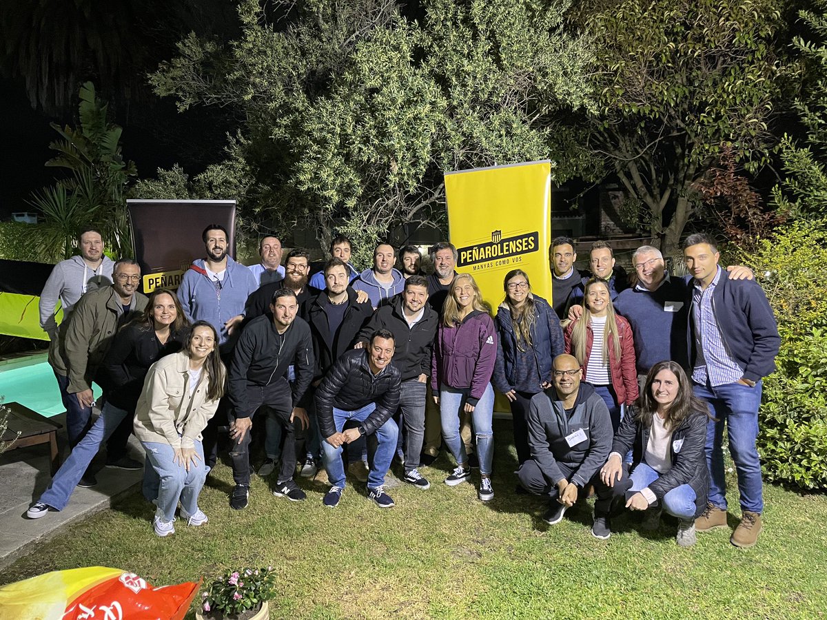 Parte de la familia de Peñarolenses festejando nuestro segundo aniversario.