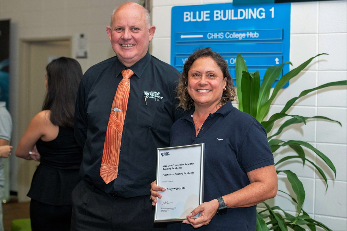 cdu_ni's tweet photo. Congratulations to Dr Tracy Woodroffe for her recognition in First Nations Teaching Excellence! Pictured here @ the 2022 @CDUni_VC 's Teaching Awards on Tuesday. Tracy has 30+ yrs of teaching experience &amp; research focussed on Indigenous knowledge in educational contexts. 👏🏽 👏🏽 https://t.co/0JT3m47qm3
