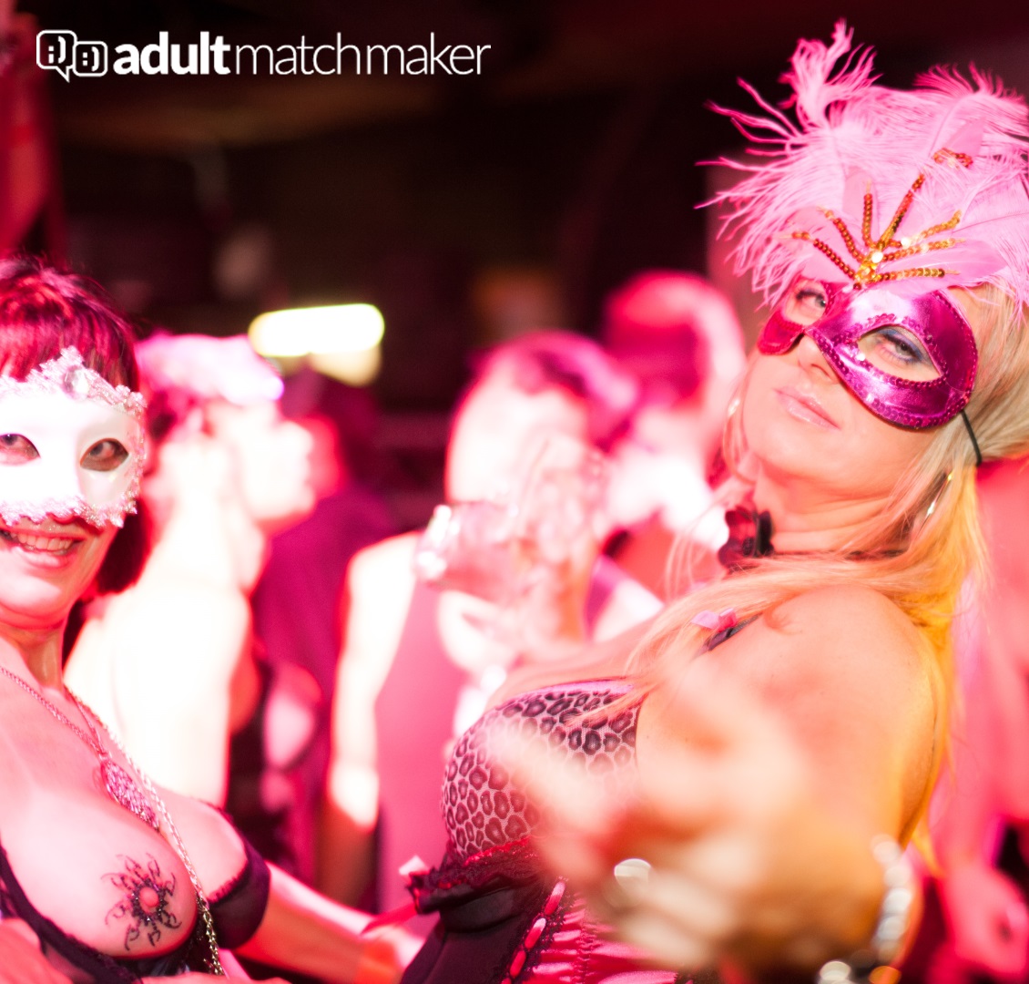 AdultMatchMaker's tweet photo. If you’re heading to Saints & Sinners Ball tonite in Melbourne use the #SnSball hashtag for your twitter posts so we can party vicariously through you! https://t.co/OXtsxdil4X #twitterafterdark #sexinmelbourne #SnSball @SaintsSinners7 https://t.co/9v5E2qm5wI
