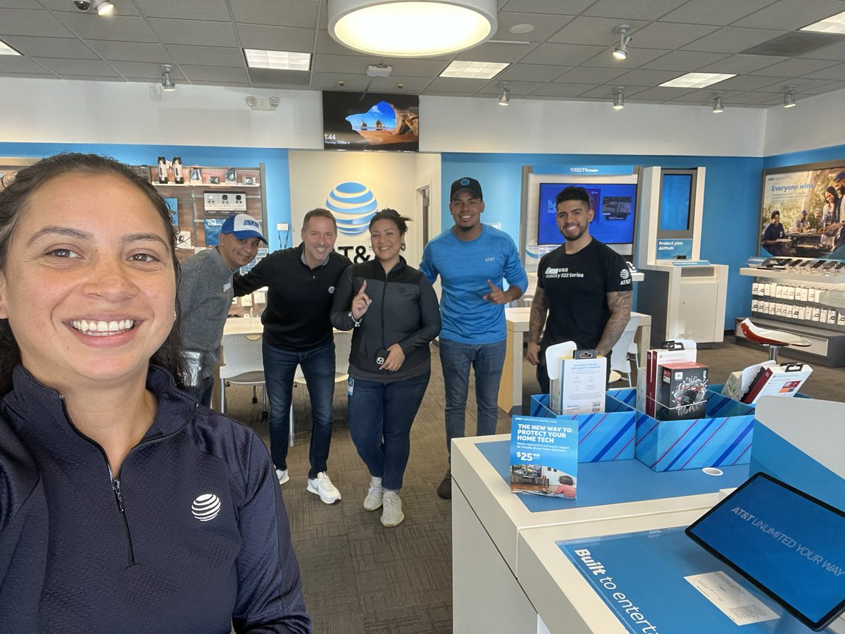 Always a great time when Uncle <a href="/marcellobenny/">Benjamin Marcello</a>  and Mari SHOW 🆙 #TeamBest #MariNators #NYNJStateofMind