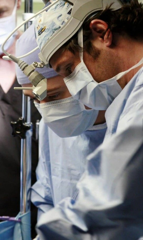 naishepherd's tweet photo. “DEREK WAS A GOD TO HIM”

MY GOD I'M CRYING #GreysAnatomy https://t.co/03yangef5J