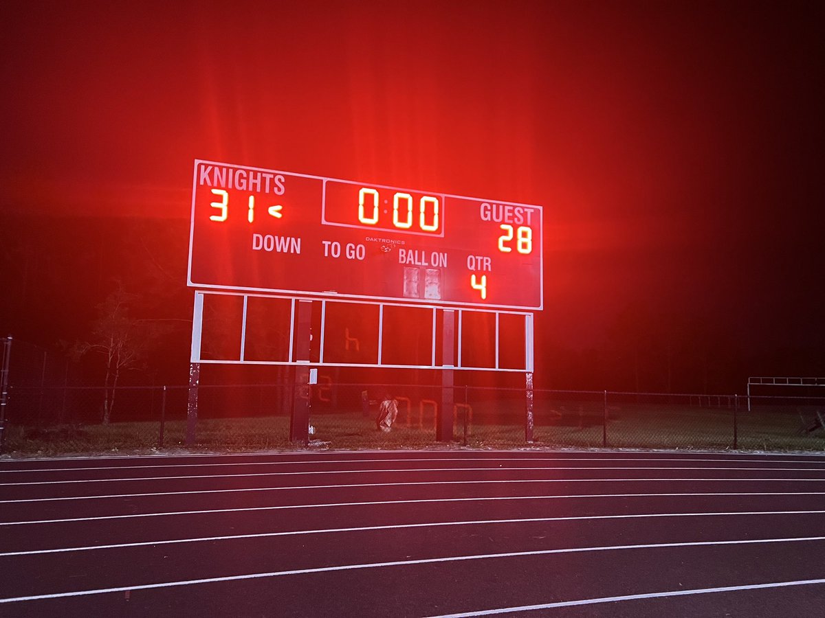 OcoeeKnights's tweet photo. If you don’t know, now you do! It’s ALL about the O! #ThursdayKnightLights @OCPSAthletics @osvarsity @OcoeeAthletics #TheOKShow @WESH @WFTV #thisisOcoee https://t.co/fP8BFxSWgh