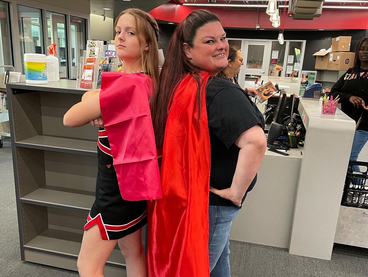 Ms_R_bookworm's tweet photo. Have no fear, a teacher is here! Superhero day at @EulessJrHigh #EJHstallionstrong @EulessCheer https://t.co/Sy3OiYsudd