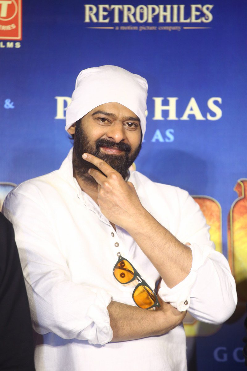 telugufilmnagar's tweet photo. Clicks from #Adipurush Teaser 3D screening at Hyderabad! 

Pan Indian Star 💫 
#Prabhas, director #OmRaut and producer #BhushanKumar showcase their magnum opus' teaser in 3D as they host a press conference in the city.

 #Adipurush3DTeaser @Offladipurush @omraut @UV_Creations https://t.co/gND1GNCC7J