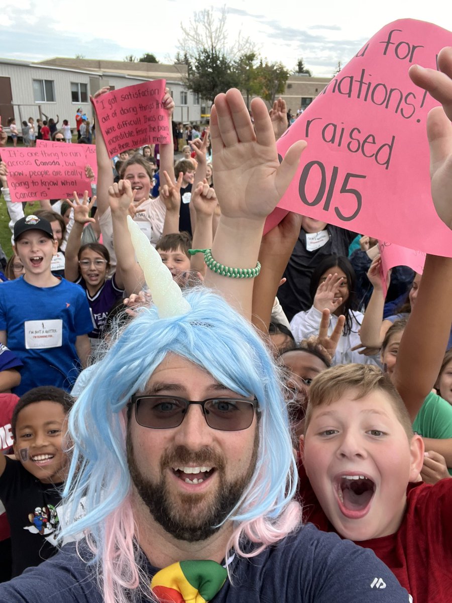 mrboddysclass's tweet photo. @SKentsclassroom @AssisiOCSB @TerryFoxCanada It was such a great day! The students did so well and I was so happy to be running through the neighborhood again. @AssisiOCSB #ocsb https://t.co/TDijoifWvo