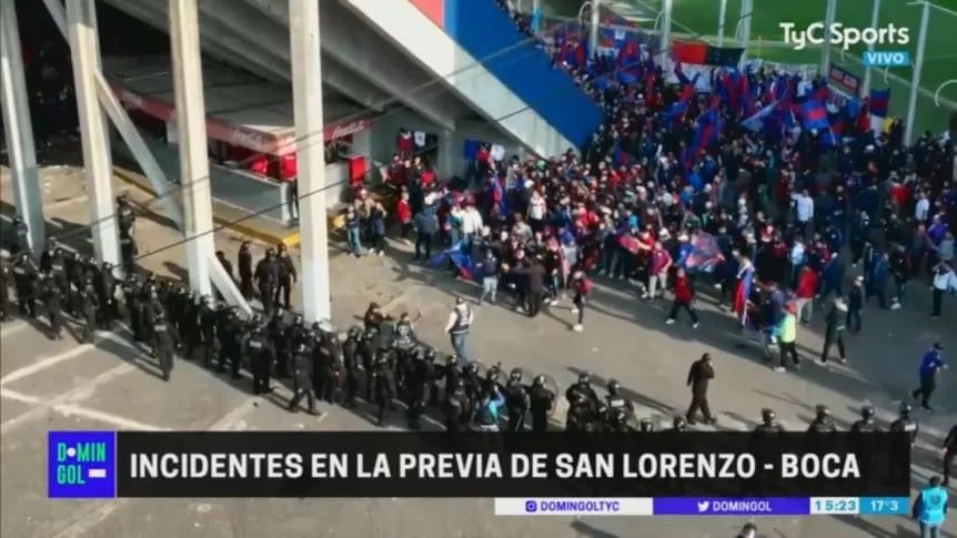 ▫️No hay visitantes
▫️No sabemos el formato del próximo torneo
▫️Los árbitros están en un nivel bajísimo
▫️Partidos a las 2 de la tarde en la semana
▫️Partidos a puertas cerradas o con un escenario atrás del arco

¡Háganse cargo y que deje de pagar el hincha!